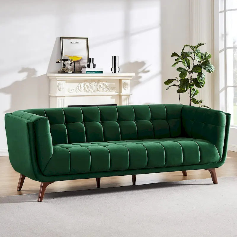 Divano Chesterfield moderno di metà secolo con rivestimento in velluto capitonné